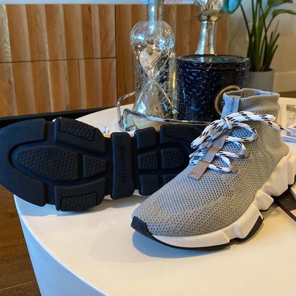 BALENCIAGA Sneakers Mallory Texture Size 9 runs small LIMITED EDITION SOLD OUT - Picture 4 of 5